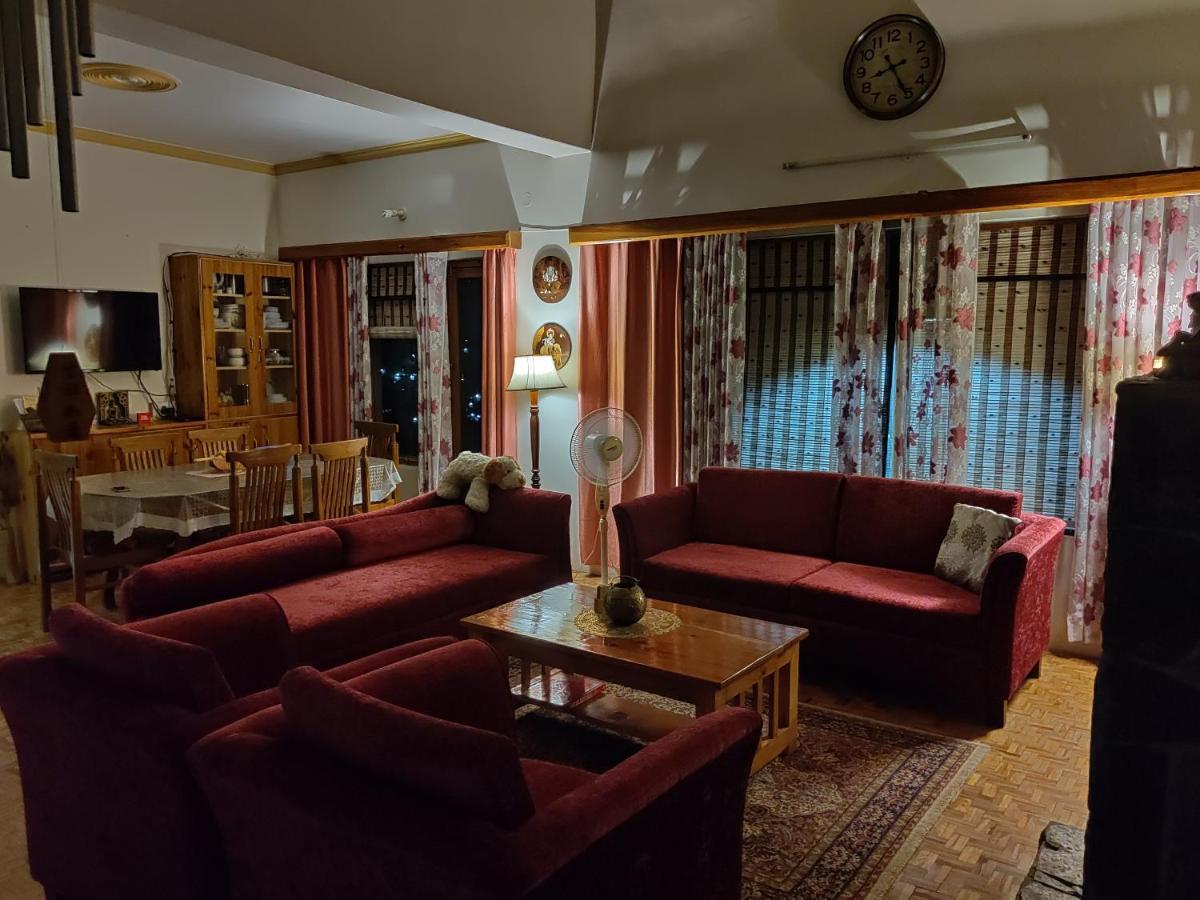 Aashirwad Homestay Kulu Exterior foto